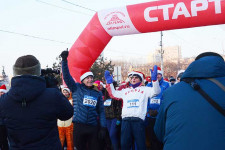 приняли участи е в костюмированном забеге