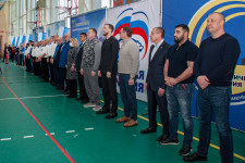 Три турнира на большекаменском ринге