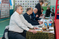 Три турнира на большекаменском ринге