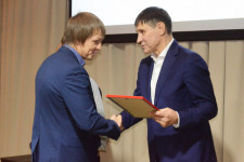 Наградили достойных