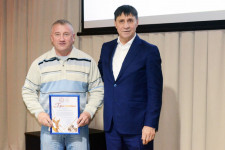 Наградили достойных
