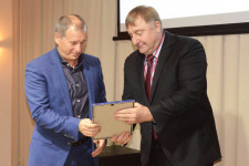 Наградили достойных