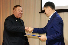 Наградили достойных