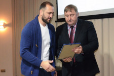 Наградили достойных