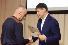 Наградили достойных