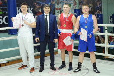 Бои были и жаркими и… досрочными