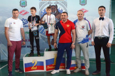 Хозяева побеждают и числом, и умением!
