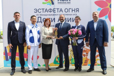 Факелоносцы из федерации бокса Приморского края